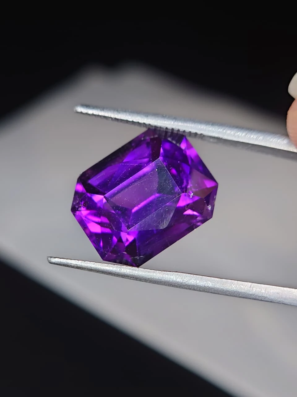 8.8ct Natural Siberian Type Amethyst Loose Gemstone from Nigeria — view 4